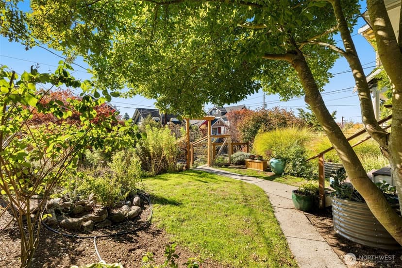 Property photo for 130 NW 74th Street, Seattle photo 4