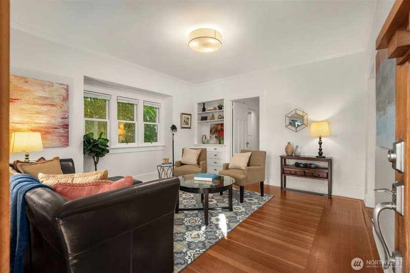 Property photo for 130 NW 74th Street, Seattle photo 9