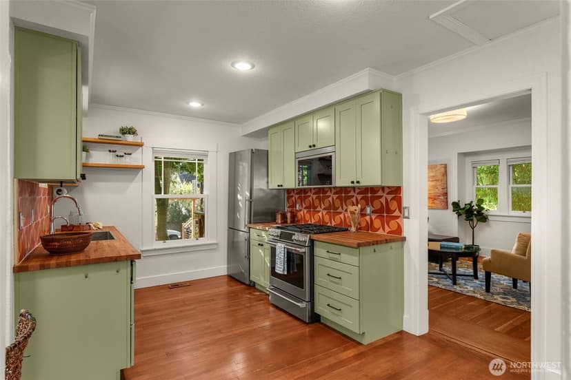Property photo for 130 NW 74th Street, Seattle photo 13