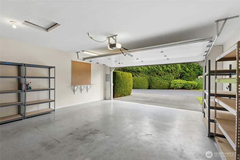 Property photo for 19410 2nd Drive SE #B, Bothell photo 4
