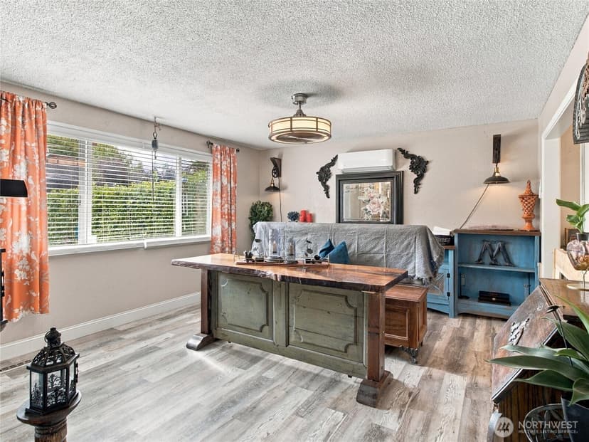 Property photo for 10415 110th Street SW, Lakewood photo 4