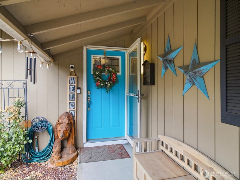 Property photo for 10415 110th Street SW, Lakewood photo 2