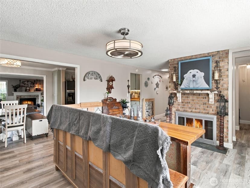Property photo for 10415 110th Street SW, Lakewood photo 6