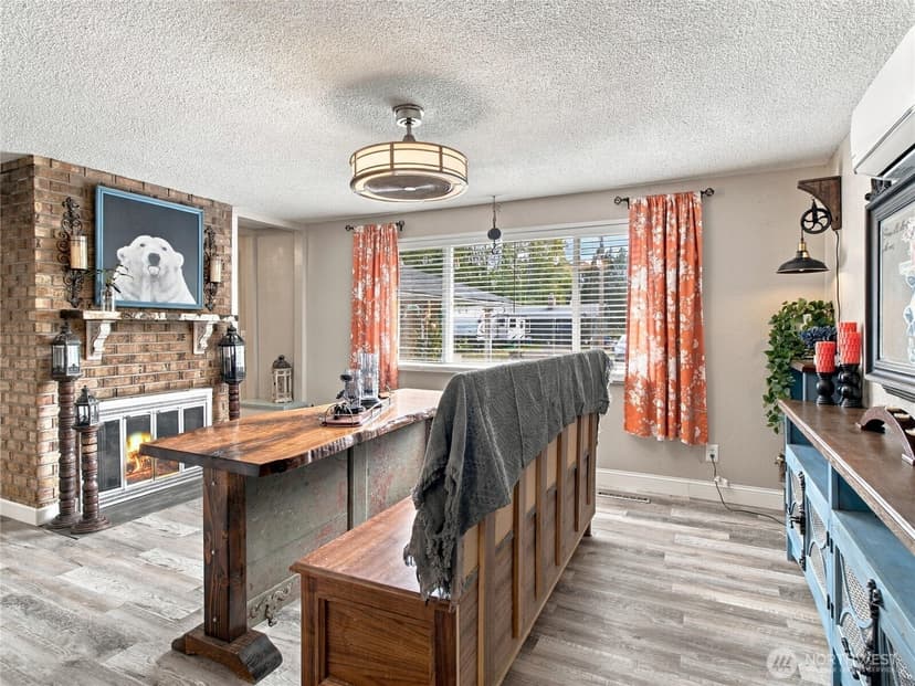 Property photo for 10415 110th Street SW, Lakewood photo 5
