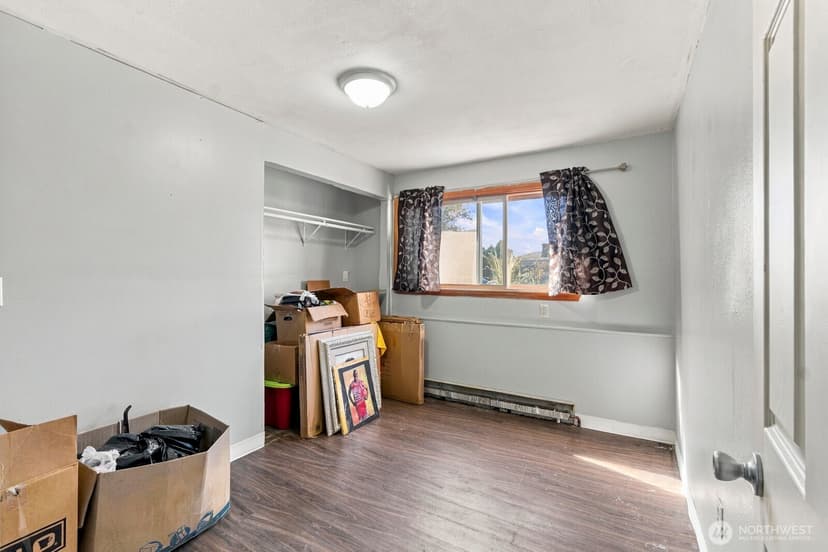Property photo for 2230 S 253rd Place, Des Moines photo 16