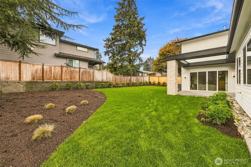 Property photo for 10237 134th Avenue NE, Kirkland photo 46