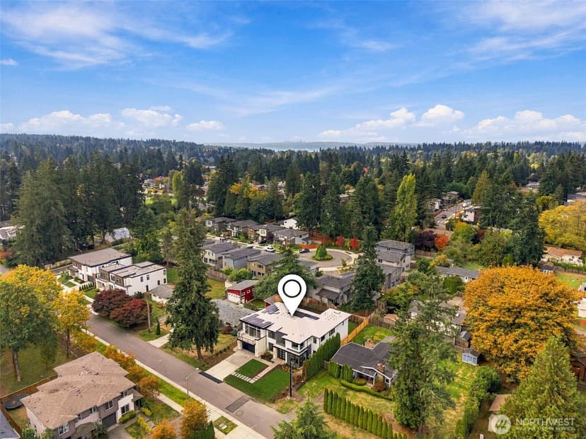Property photo for 10237 134th Avenue NE, Kirkland photo 52