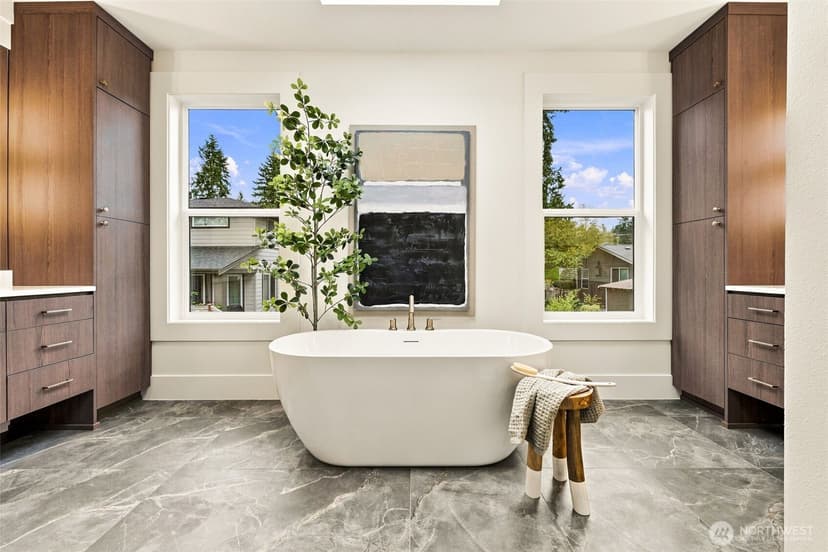 Property photo for 10237 134th Avenue NE, Kirkland photo 31