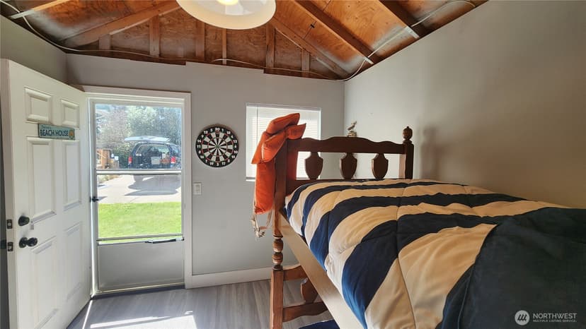 Property photo for 136 Pacific Boulevard NW, Ocean Shores photo 19