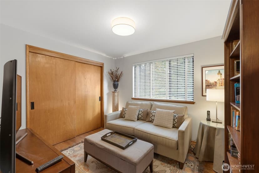 Property photo for 1338 N 176th Street, Shoreline photo 18