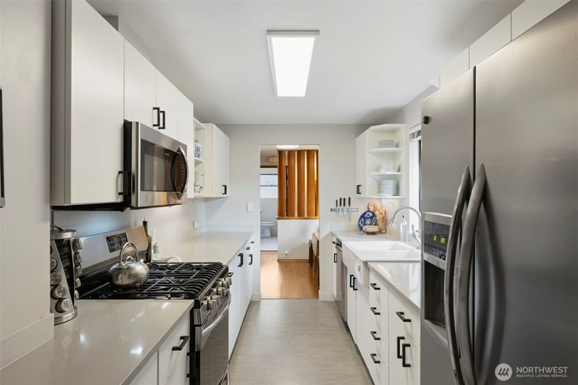 Property photo for 1338 N 176th Street, Shoreline photo 12
