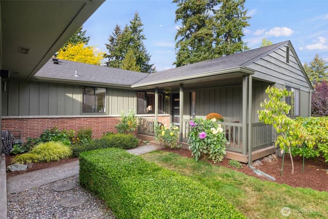 Property photo for 1338 N 176th Street, Shoreline photo 2