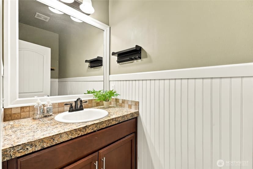 Property photo for 1111 80th Drive NE, Lake Stevens photo 16