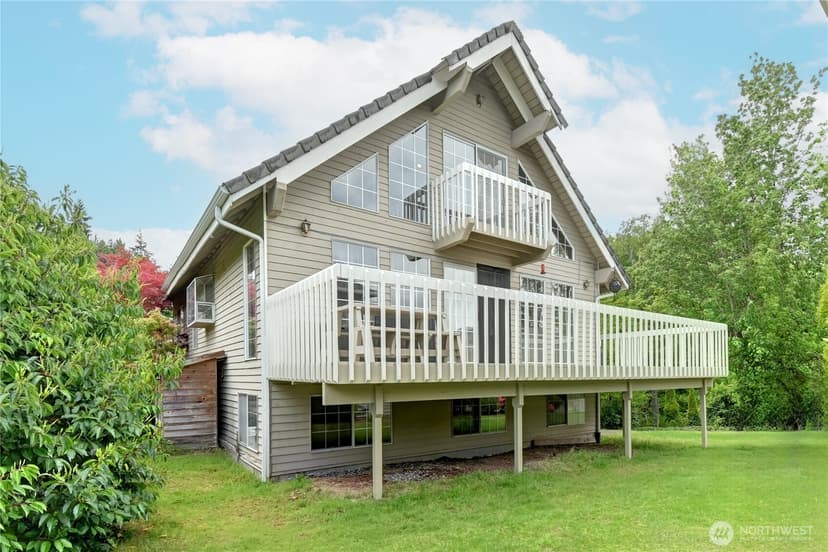Property photo for 4914 Dover Street, Everett photo 2