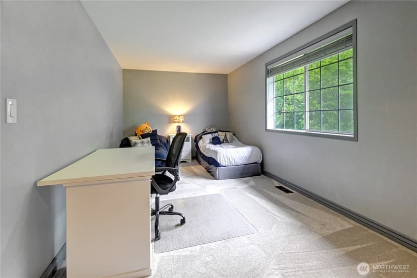 Property photo for 4914 Dover Street, Everett photo 17