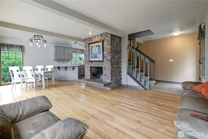 Property photo for 4914 Dover Street, Everett photo 10