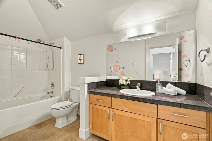Property photo for 1789 27th Ln NE, Issaquah photo 10