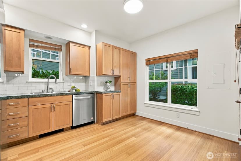 Property photo for 1789 27th Ln NE, Issaquah photo 6