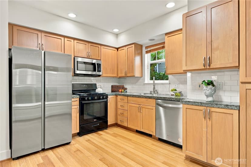 Property photo for 1789 27th Ln NE, Issaquah photo 8