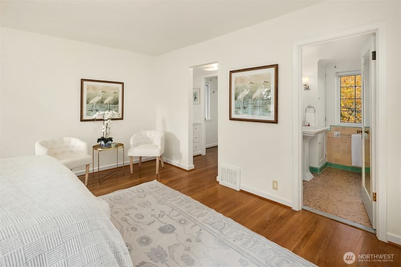 Property photo for 3938 NE Belvoir Place, Seattle photo 15
