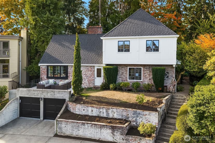 Property photo for 3938 NE Belvoir Place, Seattle