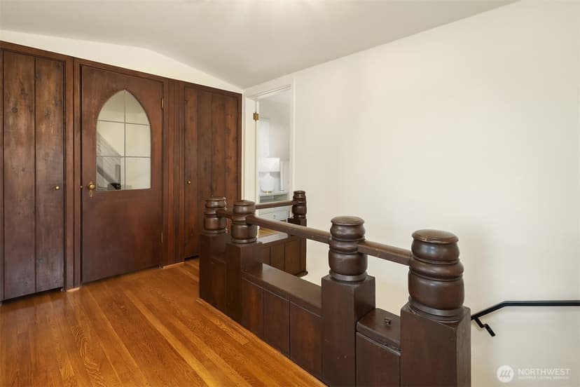 Property photo for 3938 NE Belvoir Place, Seattle photo 20