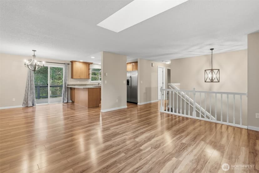 Property photo for 6915 SE Cleveland Avenue, Port Orchard photo 5