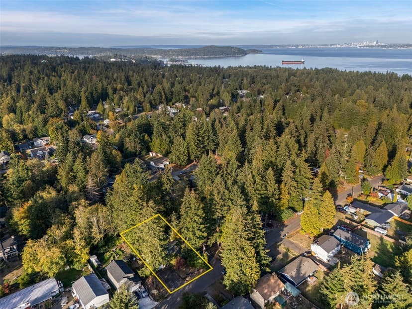Property photo for 6915 SE Cleveland Avenue, Port Orchard photo 39