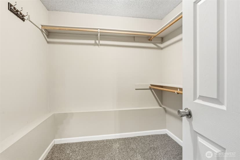 Property photo for 6915 SE Cleveland Avenue, Port Orchard photo 21