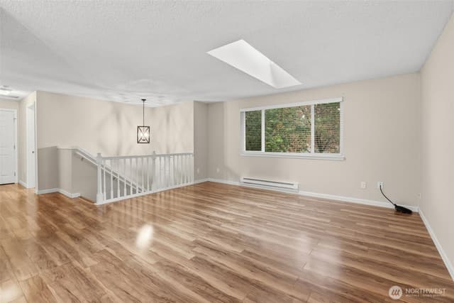 Property photo for 6915 SE Cleveland Avenue, Port Orchard photo 4