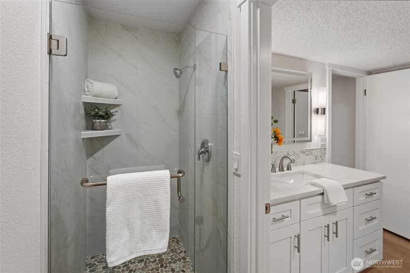 Property photo for 1372 Bel Air Road #2, Tacoma photo 19