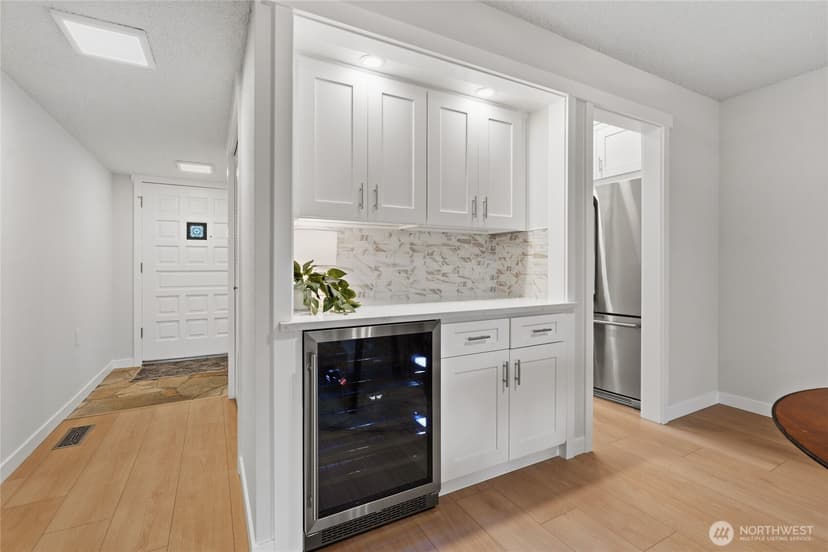 Property photo for 1372 Bel Air Road #2, Tacoma photo 9