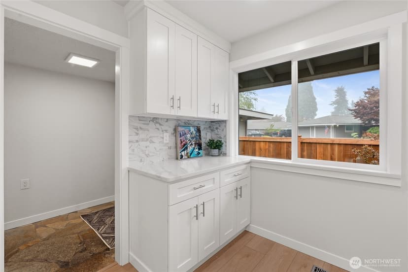 Property photo for 1372 Bel Air Road #2, Tacoma photo 8
