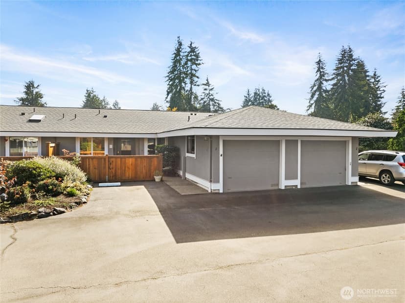 Property photo for 1372 Bel Air Road #2, Tacoma photo 2