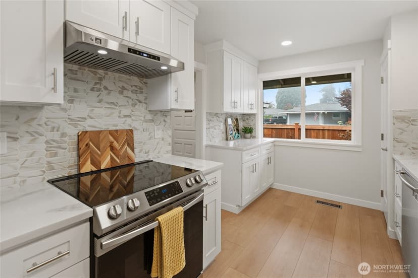 Property photo for 1372 Bel Air Road #2, Tacoma photo 6