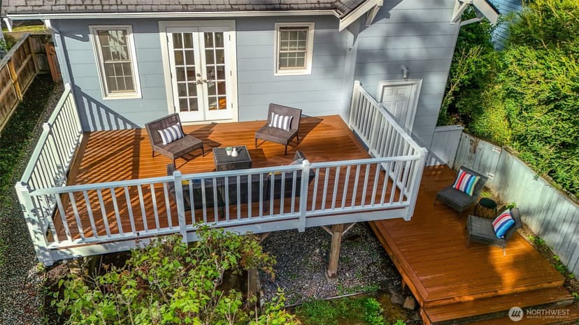Property photo for 4814 36th Avenue NE, Seattle photo 21