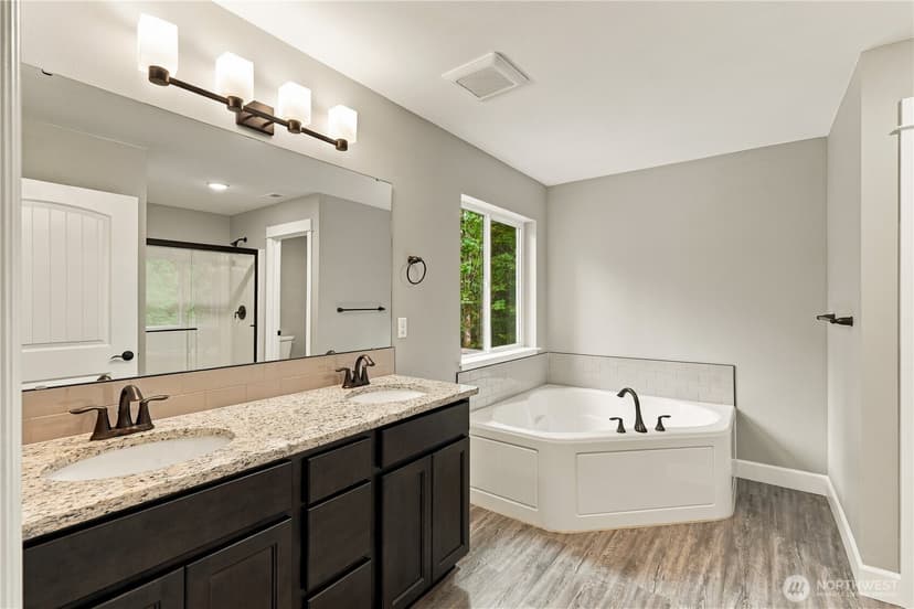 Property photo for 10308 200th Street NE, Arlington photo 23