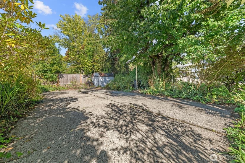 Property photo for 25708 135th Place SE, Kent photo 26