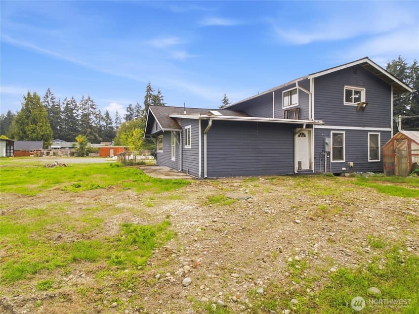 Property photo for 1123 Military Road E, Tacoma photo 3