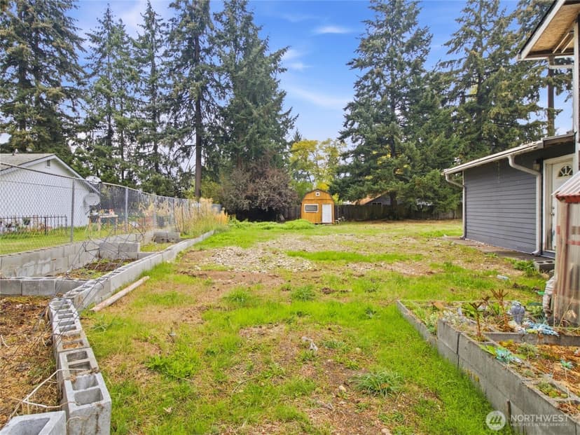 Property photo for 1123 Military Road E, Tacoma photo 4