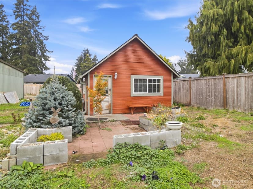 Property photo for 1123 Military Road E, Tacoma photo 19