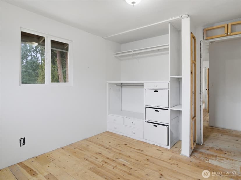 Property photo for 1123 Military Road E, Tacoma photo 17