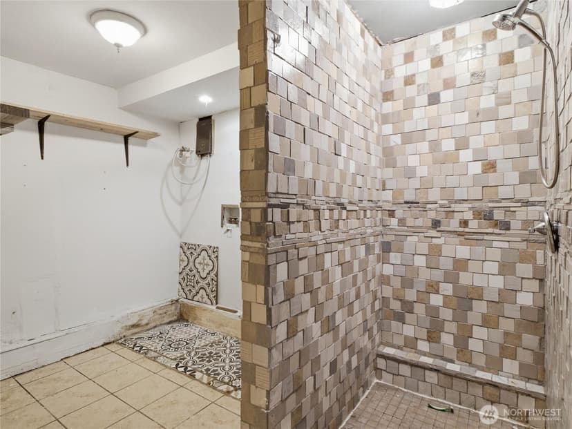 Property photo for 1123 Military Road E, Tacoma photo 25