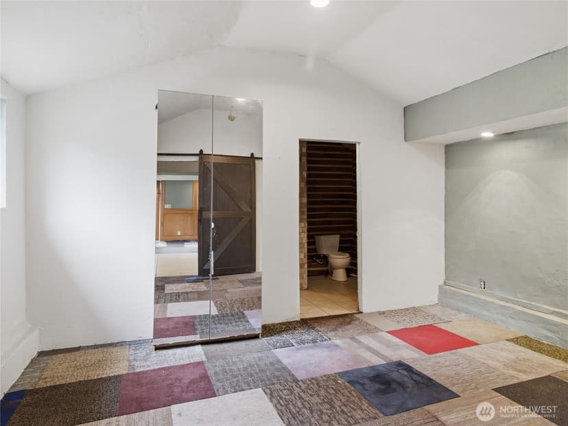Property photo for 1123 Military Road E, Tacoma photo 22