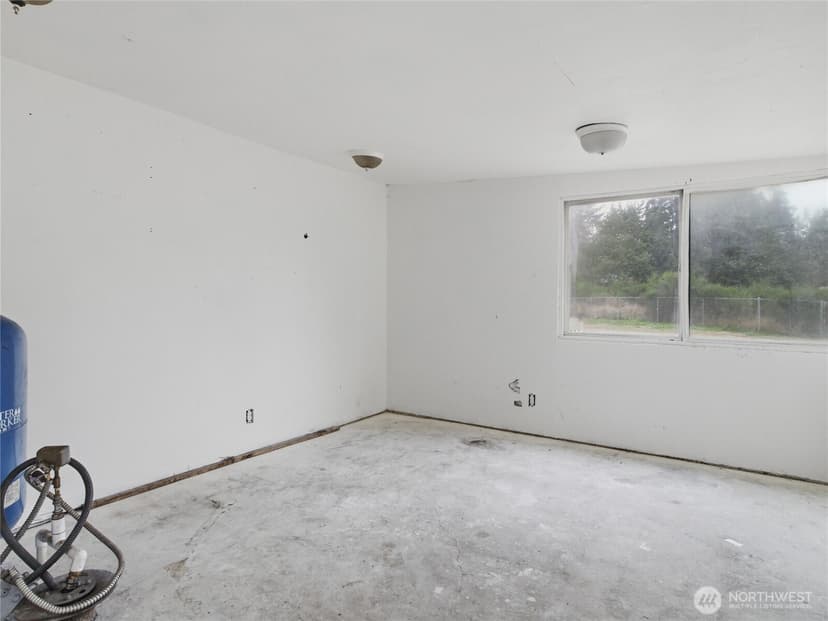 Property photo for 1123 Military Road E, Tacoma photo 34