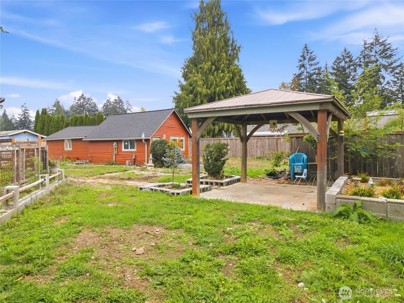 Property photo for 1123 Military Road E, Tacoma photo 26