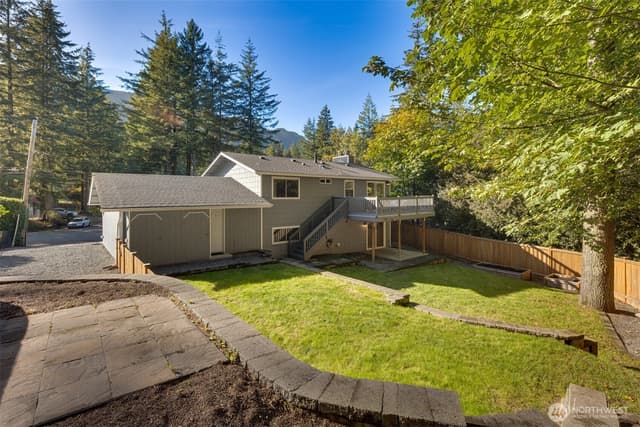 Property photo for 16948 430th Place SE, North Bend photo 3
