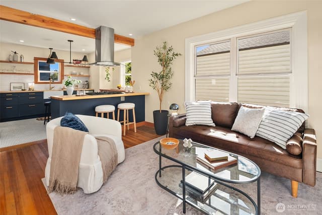 Property photo for 8416 40th Avenue SW, Seattle photo 5