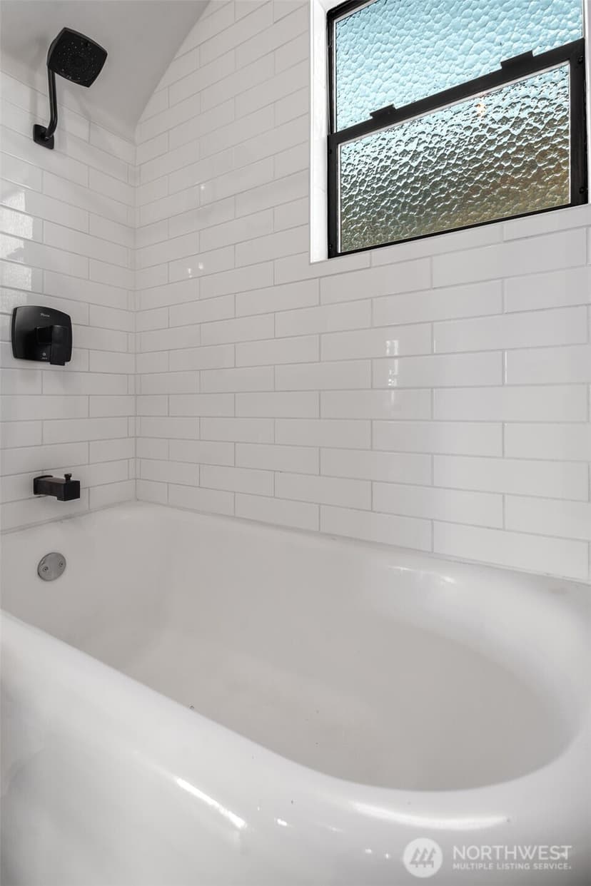 Property photo for 8416 40th Avenue SW, Seattle photo 15