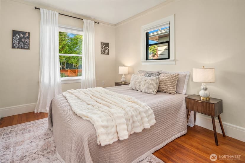 Property photo for 8416 40th Avenue SW, Seattle photo 13